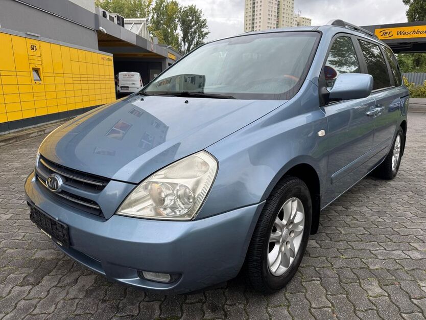 Kia Carnival 250.000 km 3.699 € Berlin 13055