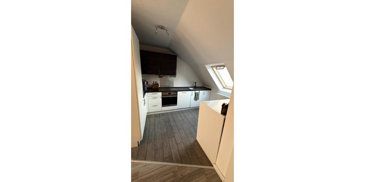 2,5 Zimmer Wohnung - ca. 85qm - für Singles oder Paare 2.5 zimmer