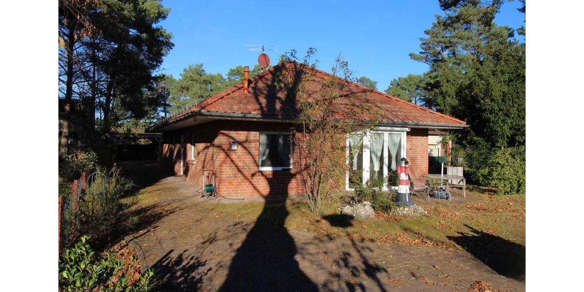 Bungalow mit Wohlfühlcharakter – hell, gepflegt und mit großem Garten 3.5 zimmer