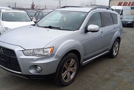 Mitsubishi Outlander 353.000 km 3.999 &euro; Rottenburg 84056