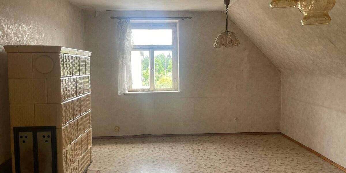 Einfamilienhaus Bernsdorf Großgrabe - 7 Zimmer, 100 m&sup2;, 30.000&euro; | Angebot:25999700