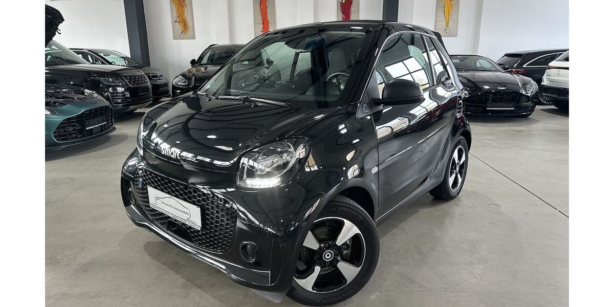 Smart ForTwo 43.288 km 10.890 € Frankfurt 60386