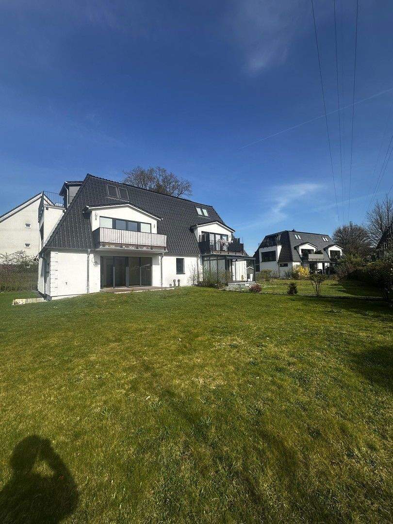 Wohnen mit Stil im Volksdorfer Weg - Charmante Gartenwohnung im Landhausstil 4 zimmer