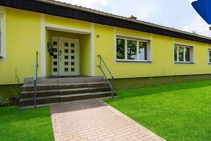 Haus zum Kaufen in Möckern Ziepel 205.000 € 294 m² 8 zimmer