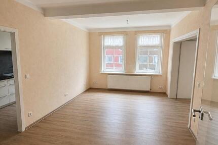 Wohnung Dingelstädt - 3 Zimmer, 90 m&sup2;, 600&euro; | Angebot:26396266