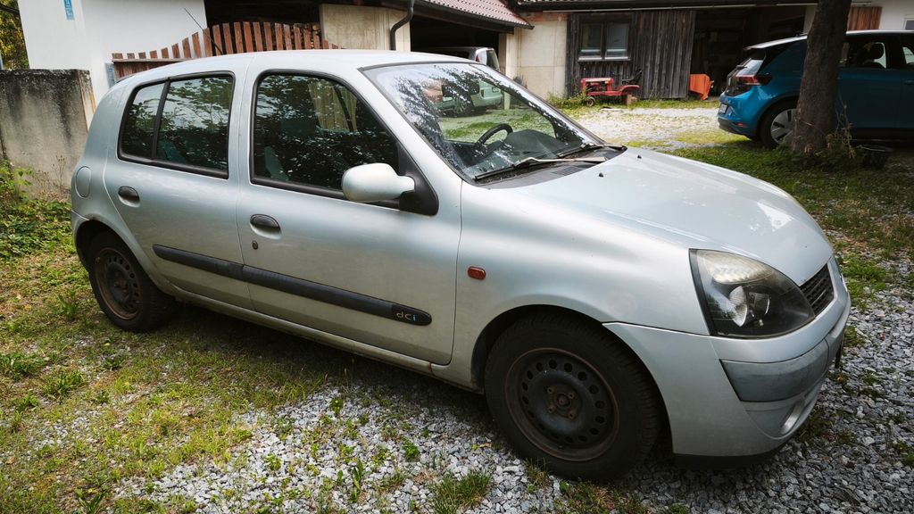 Renault Clio 340.000 km 650 &euro; Dietersburg 84378