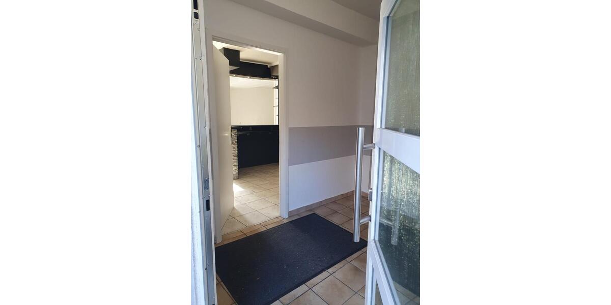 Erdgeschoßwohnung Oberhausen Rothebusch - 1 Zimmer, 50 m&sup2;, 330&euro; | Angebot:25640128