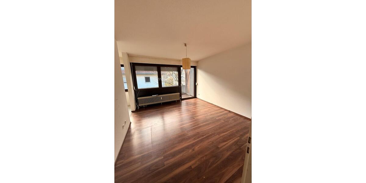 Etagenwohnung Stuttgart Mühlhausen - 2.5 Zimmer, 60 m&sup2;, 700&euro; | Angebot:26032172