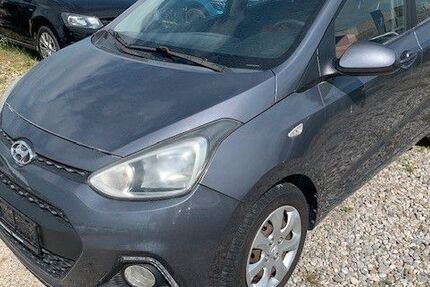 Hyundai i10 87.093 km 6.990 &euro; München 81827