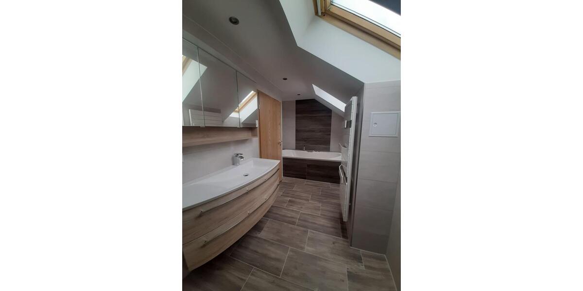 Doppelhaushälfte Greiz - 5 Zimmer, 160 m&sup2;, 1.300&euro; | Angebot:24640736