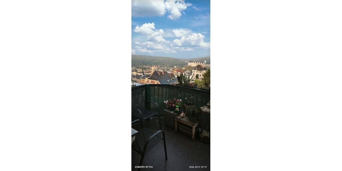 Greiz, ETW im DG mit Balkon - Dachgeschoßwohnung Greiz Irchwitz | Angebot:27463344