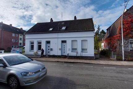 Komplett sanierte Altbau-Doppelhaushälfte in Oldenburg-Osternburg zimmer