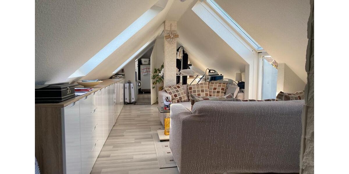 Dachgeschoßwohnung Gelsenkirchen Rotthausen - 5 Zimmer, 127 m&sup2;, 215.000&euro; | Angebot:25292808