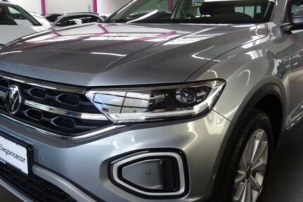 VW T-Roc 25.388 km 27.949 &euro; Holzgerlingen bei Stuttgart 71088