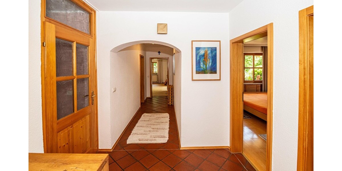 Top gepflegtes Ein- bis Zweifamilienhaus im Landhausstil in absolut ruhiger Lage - Einfamilienhaus Willmering / Geigen Geigen | Angebot:24605759