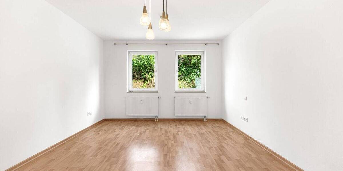Etagenwohnung Cham - 3 Zimmer, 90 m&sup2;, 259.000&euro; | Angebot:25997370