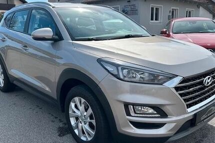 Hyundai TUCSON 71.000 km 15.790 &euro; Roding 93426