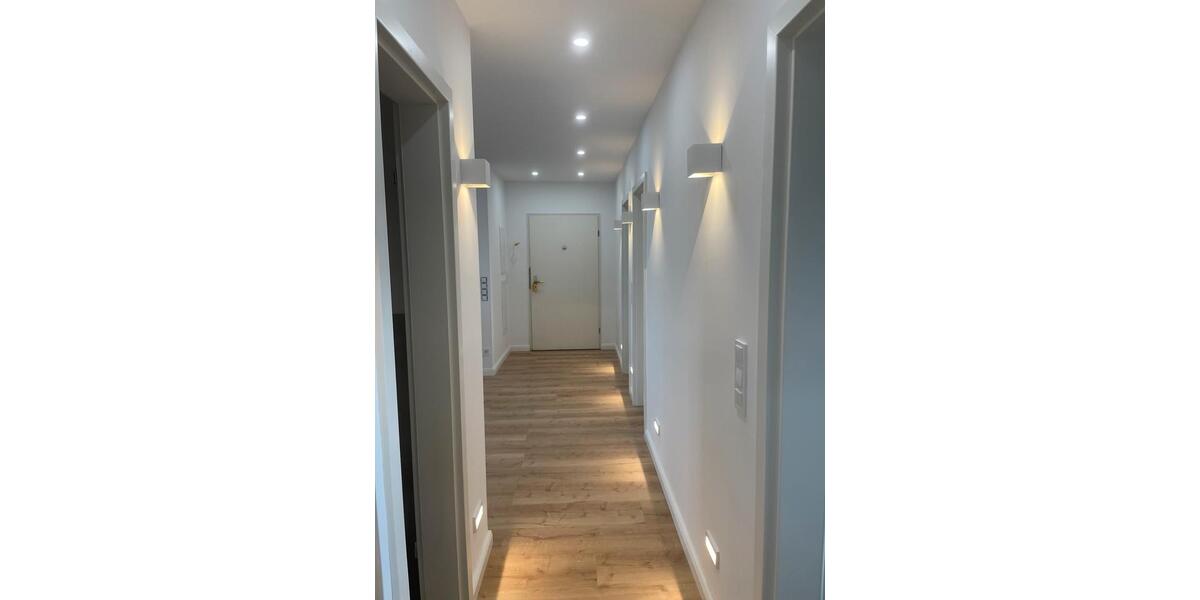 Etagenwohnung Bad Vilbel - 4 Zimmer, 96 m&sup2;, 1.999&euro; | Angebot:26326807