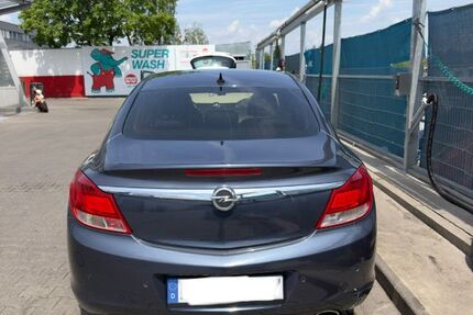 Opel Insignia 117.000 km 7.200 &euro; München 80993