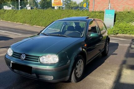 VW Golf 100.700 km 2.490 &euro; Remscheid 42853