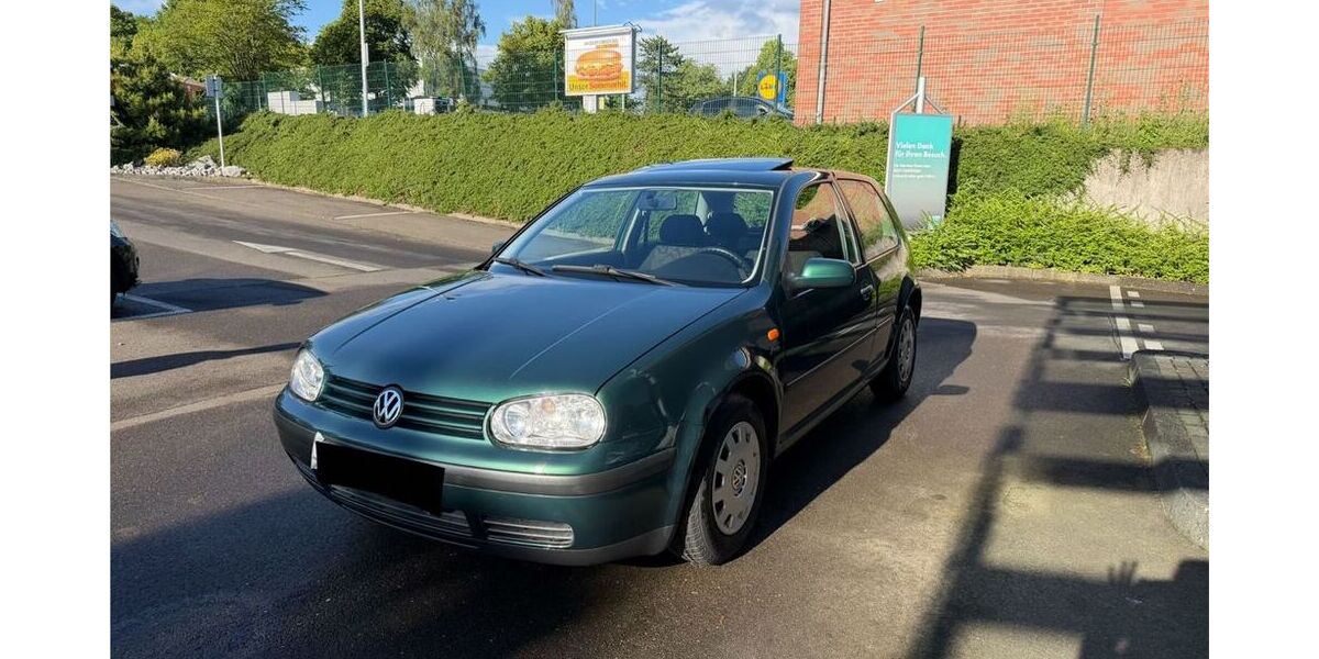 VW Golf 100.700 km 2.490 &euro; Remscheid 42853