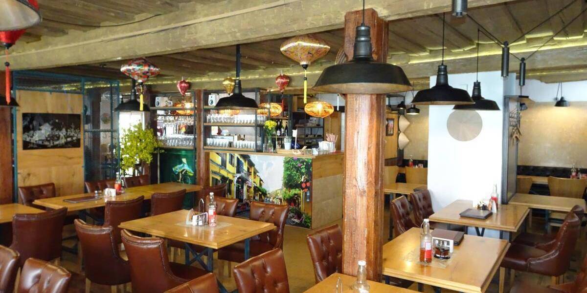 Denkmalgeschütztes Anwesen mit Gastronomie, Wohnungen und Scheune im Stadtzentrum von Herzogenaurach zimmer