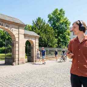 AudaTours Wuppertal Audio-Tour: Cronenberger Chroniken – Industrie, Glaube und Erbe 03.08.2026 Cronenberg Protestant Cemetery
