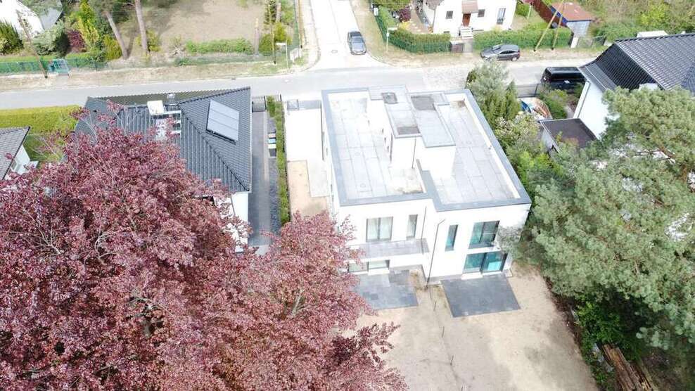 Haus zum Kaufen in Berlin 1.360.000 € 300 m²