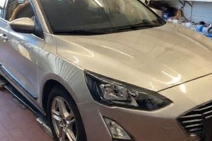 Ford Focus 98.700 km 8.999 &euro; Niederlauer 97618