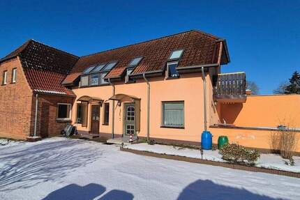 Haus Sternberg - 5 Zimmer, 137 m&sup2;, 229.000&euro; | Angebot:25663710