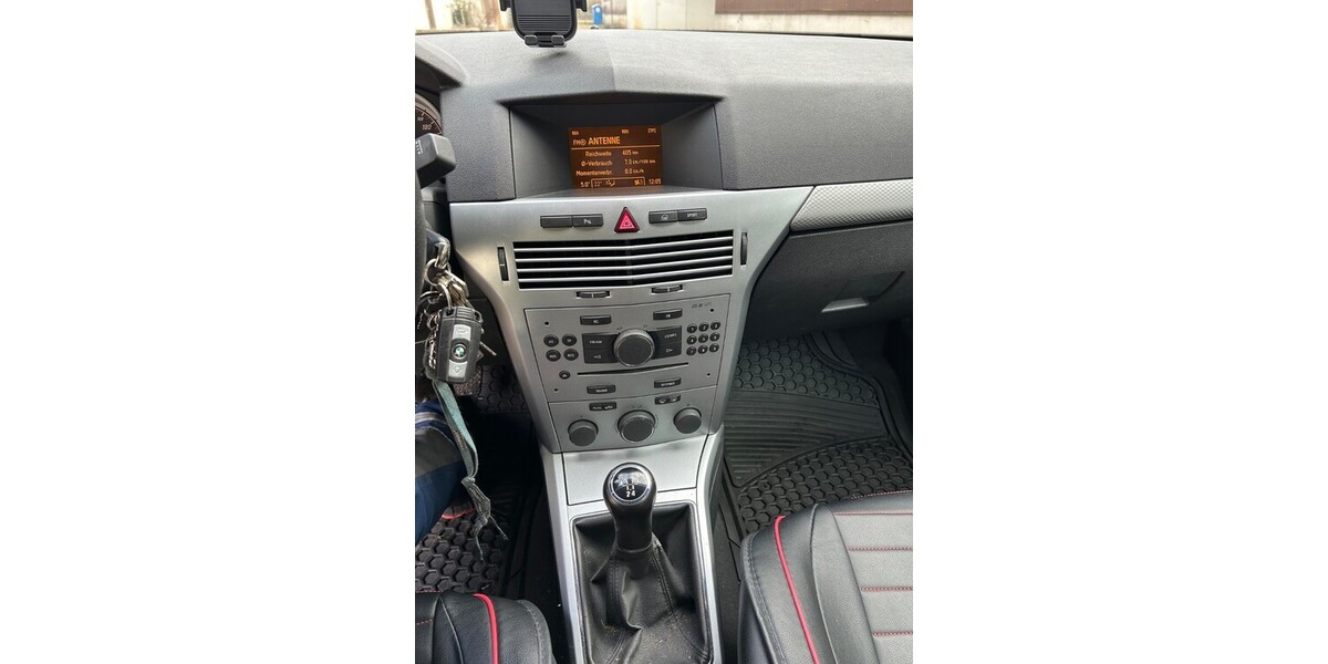 Opel Astra H GTC 230.000 km 2.500 &euro; Gersthofen 86368