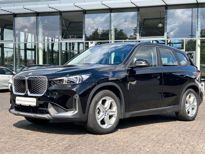 iX1
