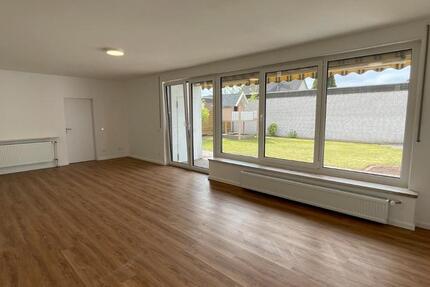 Haus Schloß Holte-Stukenbrock Stukenbrock - 5 Zimmer, 140 m&sup2;, 1.550&euro; | Angebot:26318920