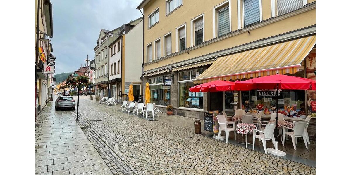 Etagenwohnung Bad Brückenau - 3 Zimmer, 77 m&sup2;, 550&euro; | Angebot:26489910
