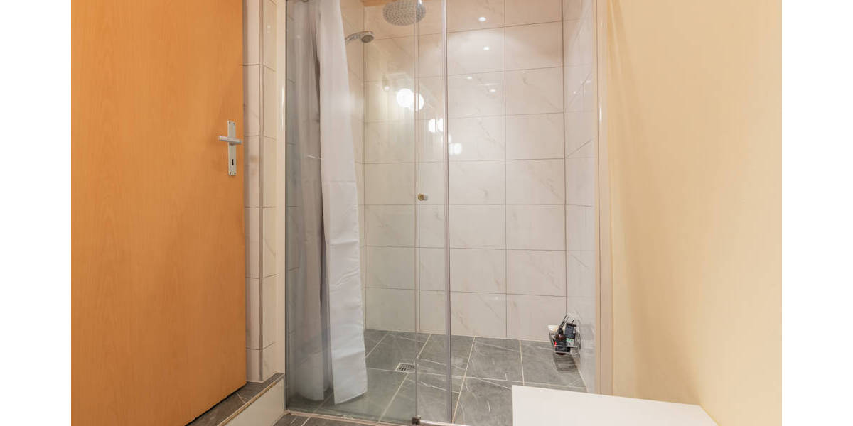 Einfamilienhaus Schöllnach Poppenberg - 5 Zimmer, 150 m&sup2;, 270.000&euro; | Angebot:26439536