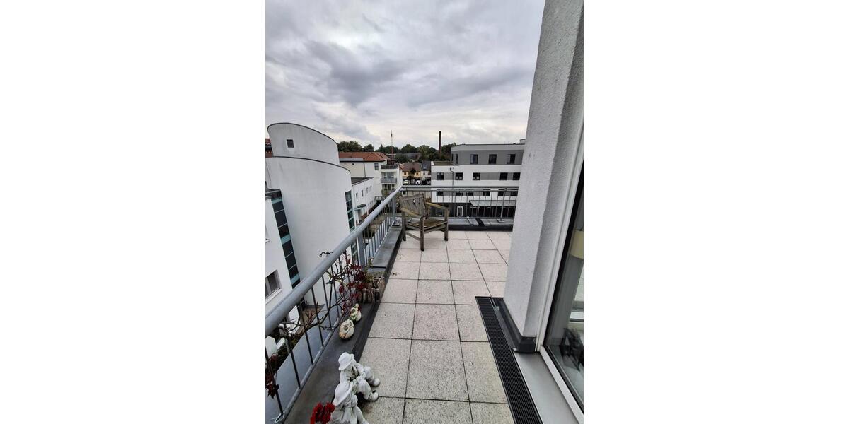 85qm Eigentumswohnung im DG mit Terrasse und TG in Mitte 2 zimmer
