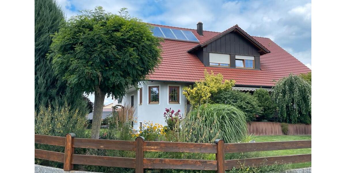 1 WG-Zimmer ab sofort an weibliche Mitbewohnerin zu vermieten zimmer