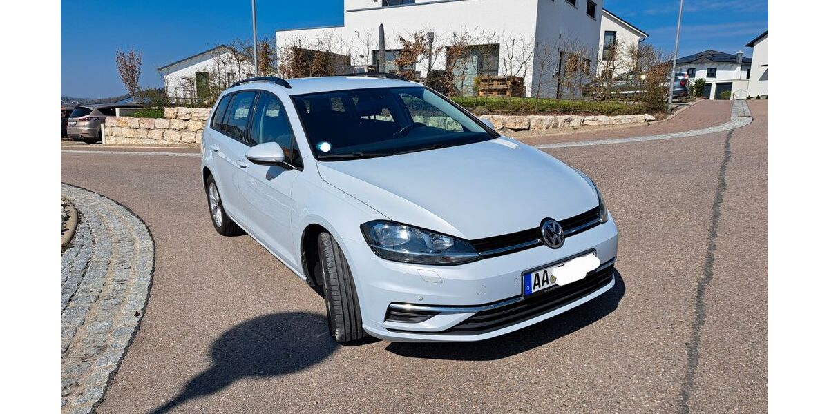 VW Golf 133.000 km 11.100 &euro; Jagstzell 73489