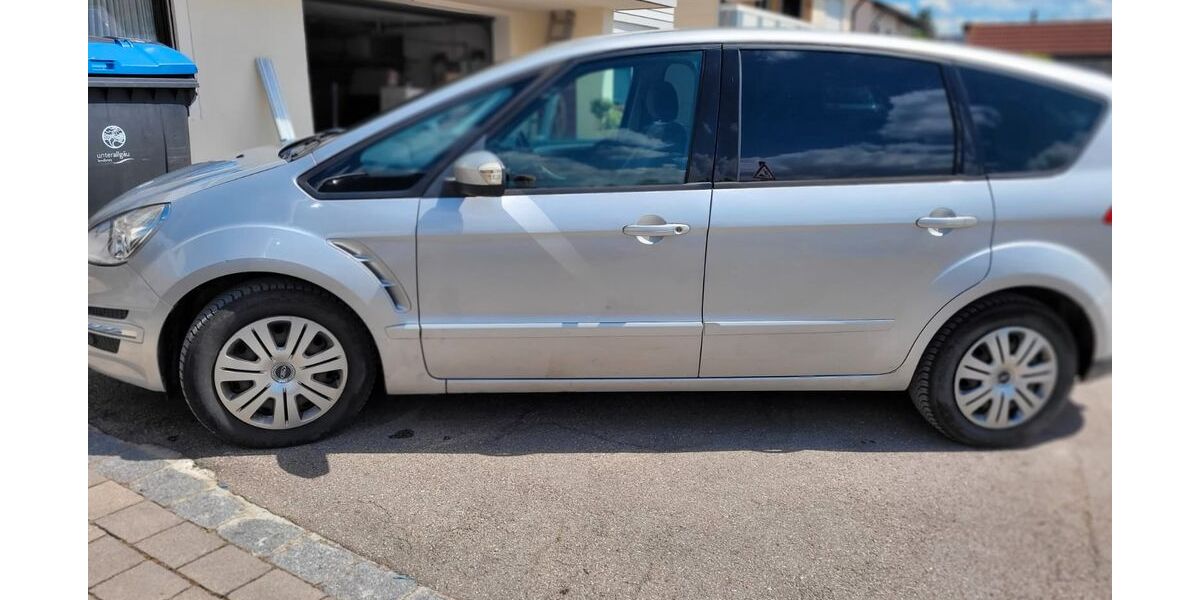 Ford S-Max 131.300 km 7.999 &euro; Eppishausen 87745