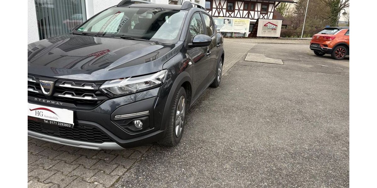 Dacia Sandero 42.000 km 12.900 &euro; Pliezhausen 72124