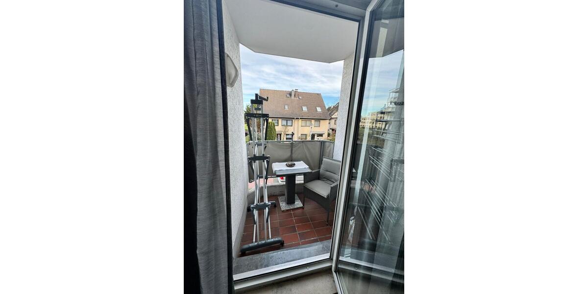 Eigentumswohnung mit Tiefgaragenstellplatz in Troisdorf-Hütte 2 zimmer