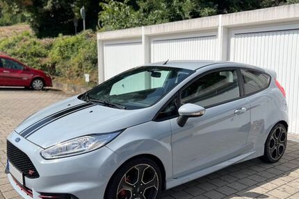 Ford Fiesta 163.000 km 13.200 € Laufenburg (Baden) 79725