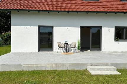 SANIERTES TRAUMHAFTES LANDHAUS IN TOLLER LAGE 1 zimmer