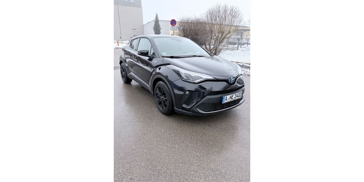 Toyota C-HR 57.000 km 22.000 &euro; Reitenbuch 86850