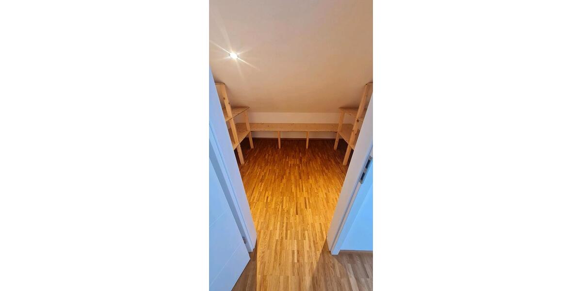 Dachgeschoßwohnung Fürth Bislohe - 3 Zimmer, 79 m&sup2;, 299.999&euro; | Angebot:27457438