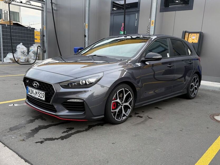 i30