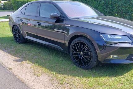 Skoda Superb 130.000 km 29.500 &euro; Frankfurt Oder 15234
