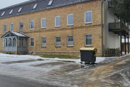 Wohnung Bad Muskau - 3 Zimmer, 63 m&sup2;, 400&euro; | Angebot:25363678