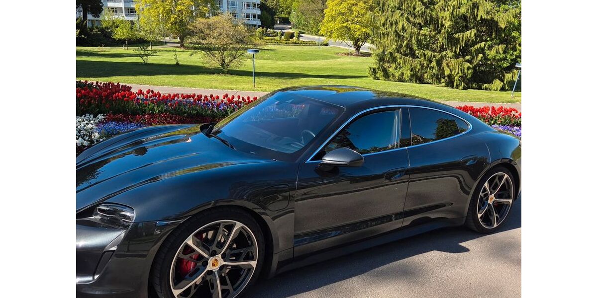Porsche Taycan 36.800 km 59.900 &euro; Kassel 34117