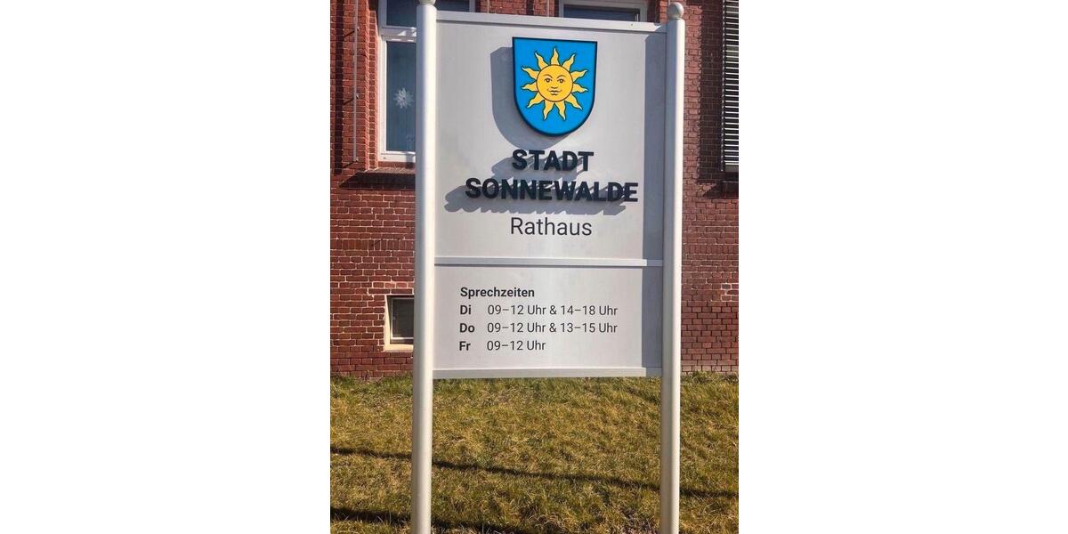 Einfamilienhaus Sonnewalde - 6 Zimmer, 277 m&sup2;, 55.000&euro; | Angebot:26216370